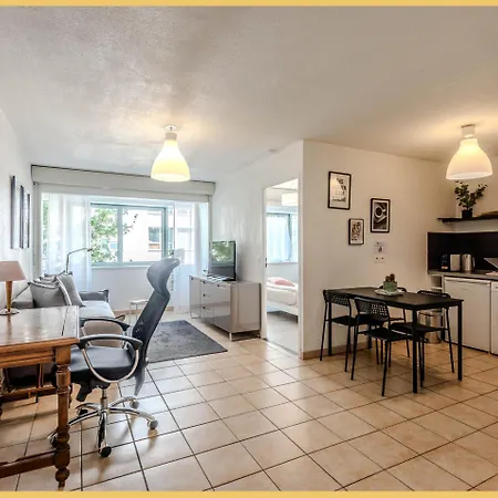 Apartment Confortable T2 I
