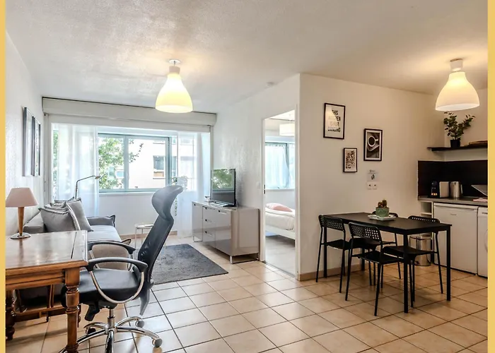 Apartment Confortable T2 I